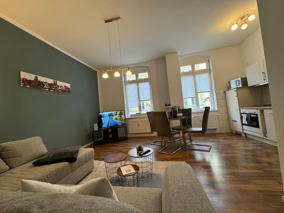 Akk1 - Apartment Im Zentrum Vollausstattung Balkon Magdeburg Kültér fotó